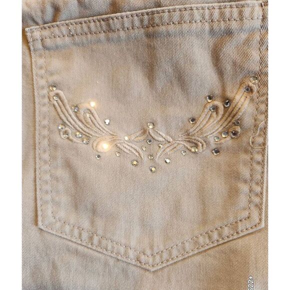 W6 Chico's khaki jeans with decorative rhinestone pockets, petite - Picture 5 of 7